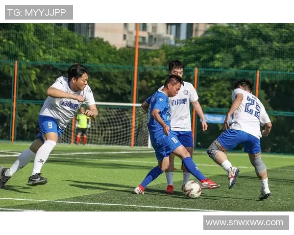 深圳足球队实力分析与未来发展展望聚焦足球的热情与挑战